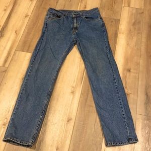 Levi’s Medium Wash Men’s Jeans. W 32 L 32